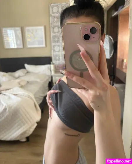 Emmie 4 OnlyFans Thumbnail #LqU8FgHGXf