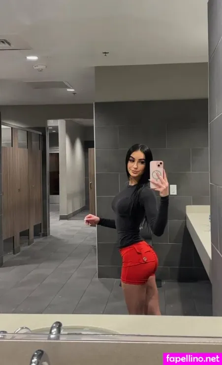 Emmie 4 OnlyFans Thumbnail #XWk1MnEmVp
