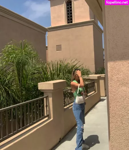 Emmie Garver OnlyFans Thumbnail #3DLnHBhTgH