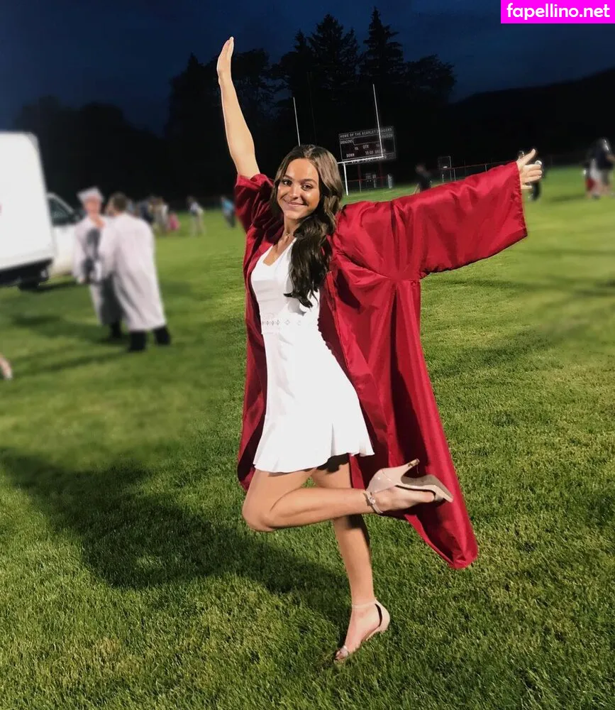 emmiegarver Nude Leaked OnlyFans Photo #KWbLFSYr51