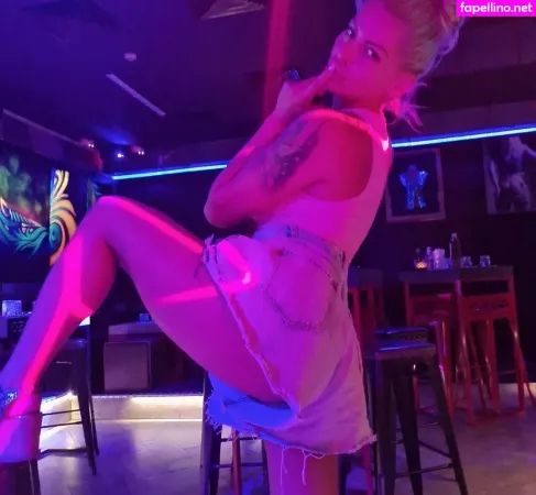 Emmie Six OnlyFans Thumbnail #OqxOgofNNo