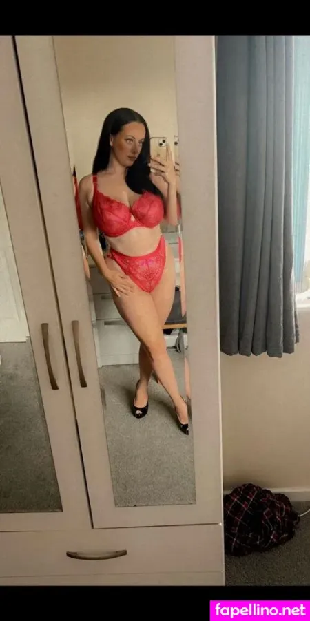 Emmiebs OnlyFans Thumbnail #xuJ8Vx6HUF