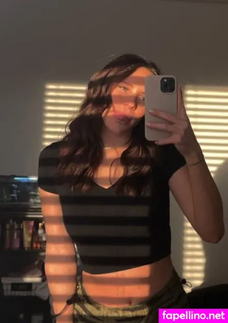 Emmiejohnson OnlyFans Thumbnail #Vh8wUru4Za