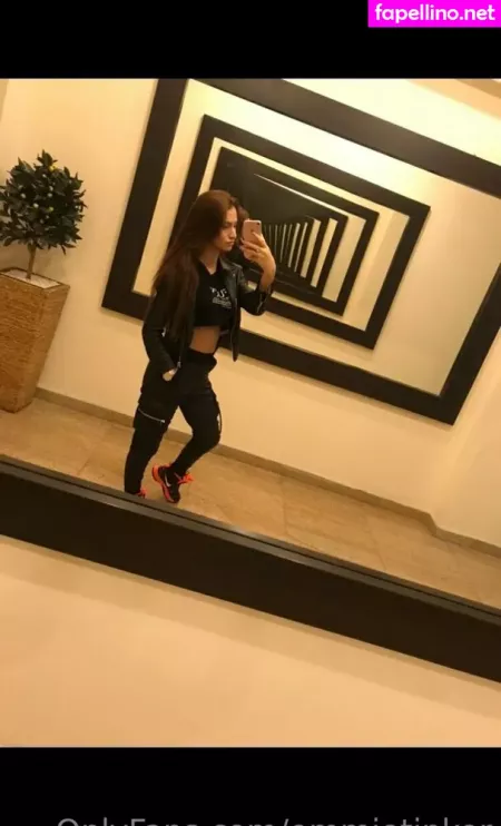 Emmietinker OnlyFans Thumbnail #R2wjhhhu9X