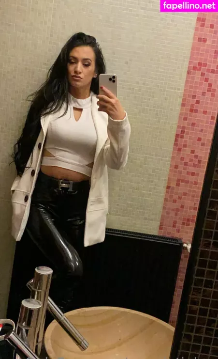 Emmietinker OnlyFans Thumbnail #UM5N8Lz4b9