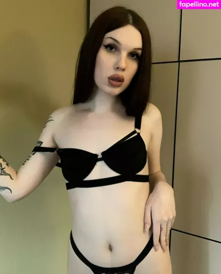 Emmii Ts OnlyFans Thumbnail #QdEbOOPoEc