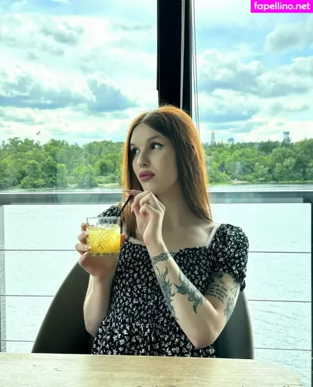 Emmii Ts OnlyFans Thumbnail #y6U3tLS2C6