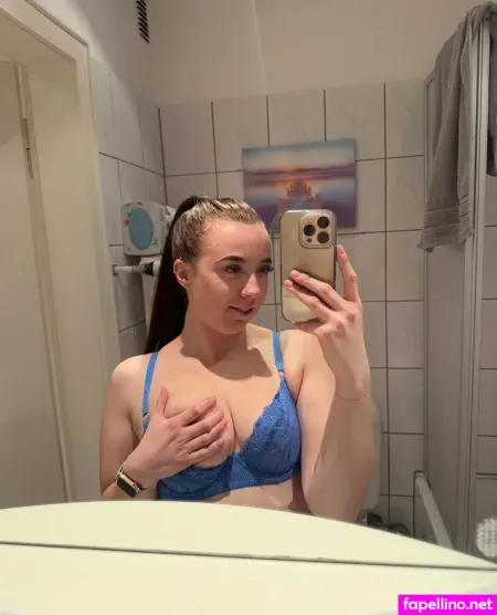 Emmilou OnlyFans Thumbnail #Hm16dDCONk