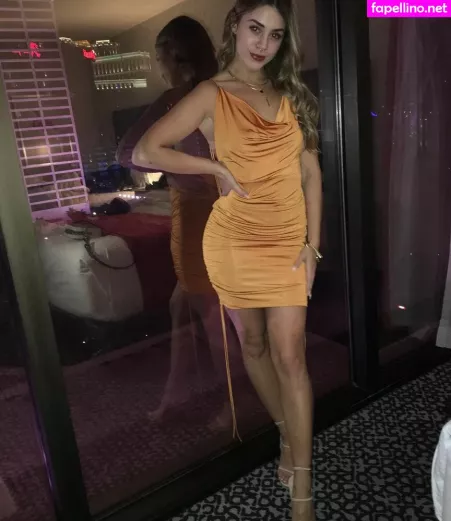 Emmily Mello OnlyFans Thumbnail #jRKtKnzwCx