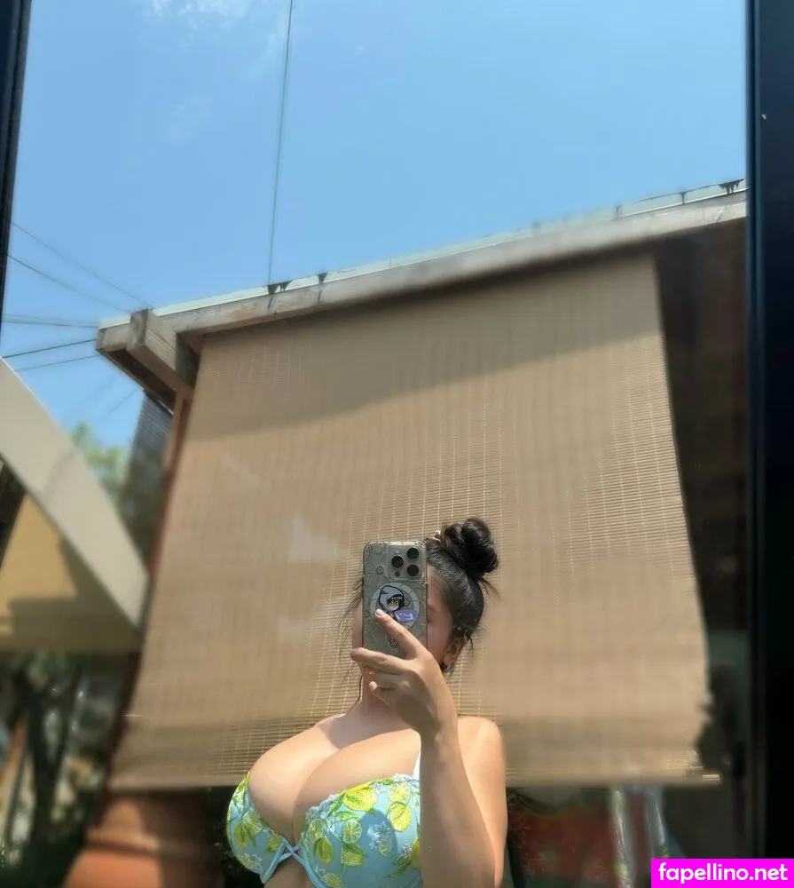 emmilyyy1, emmilyyyyy1 Nude Leaked OnlyFans Photo #O8TT9iaTQ8