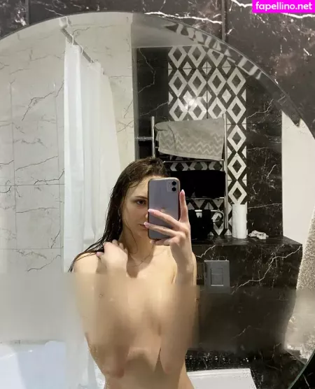 Emmmas OnlyFans Thumbnail #IgbWhBjMHE