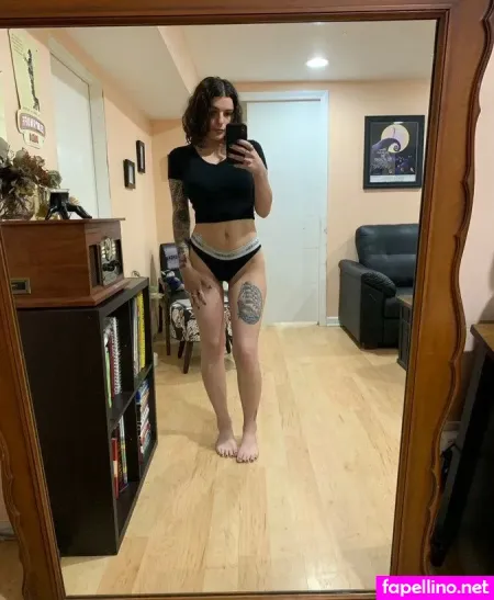 Emmmy OnlyFans Thumbnail #1UbJ3ob9Cf