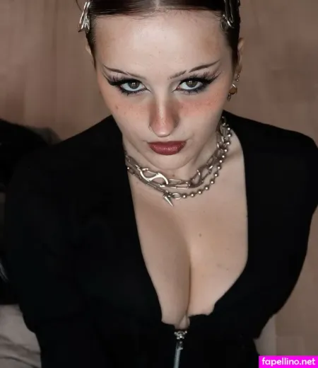 Emmo OnlyFans Thumbnail #1W7spXkaTd