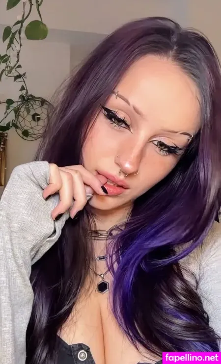 Emmo OnlyFans Thumbnail #3MiIxvC4Gm