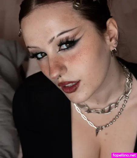 Emmo OnlyFans Thumbnail #F5veG1pvhH