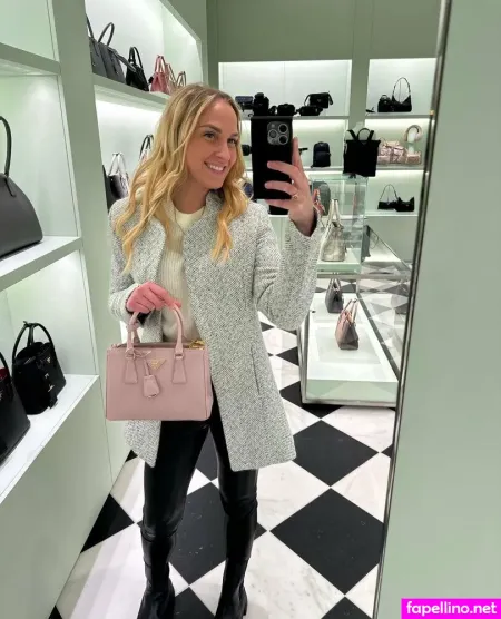 Emmranna 1 OnlyFans Thumbnail #idDMfaBDG3