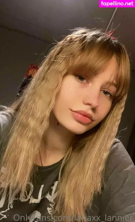 Emmy Almyy OnlyFans Thumbnail #FT5NLYXuZh