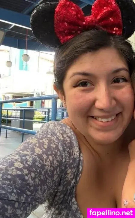 Emmy Ann OnlyFans Thumbnail #9fs6dpaPdj