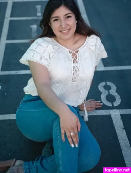 Emmy Ann OnlyFans Thumbnail #VmO74hxHms