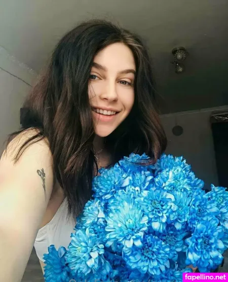 Emmy Milller OnlyFans Thumbnail #N6McgBBKBP