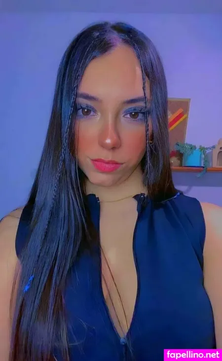 Emmy Milller OnlyFans Thumbnail #SmCC53qyM2