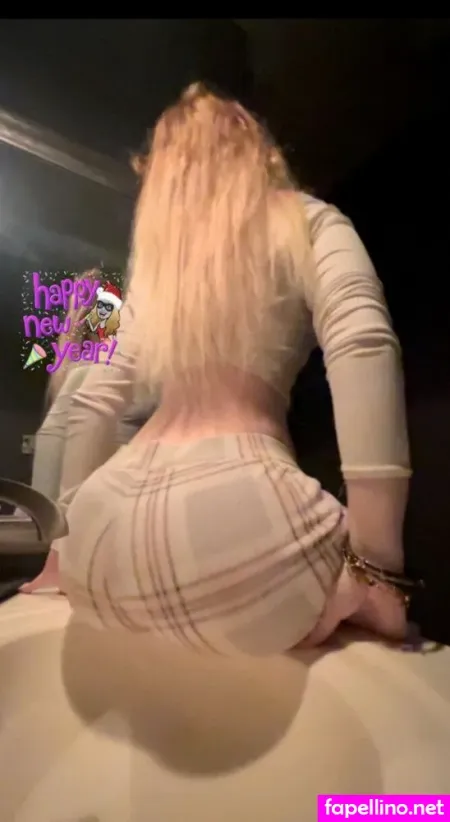 Emmy Moore OnlyFans Thumbnail #5LC0IPZe4b