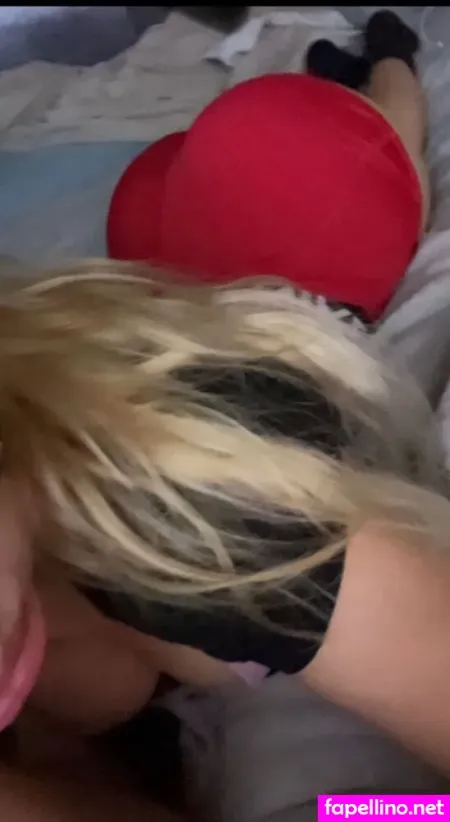 Emmy Moore OnlyFans Thumbnail #Z1WzVM6T05