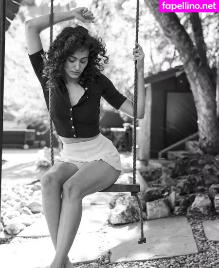 Emmy Rossum OnlyFans Thumbnail #Z3egVSg0Bg