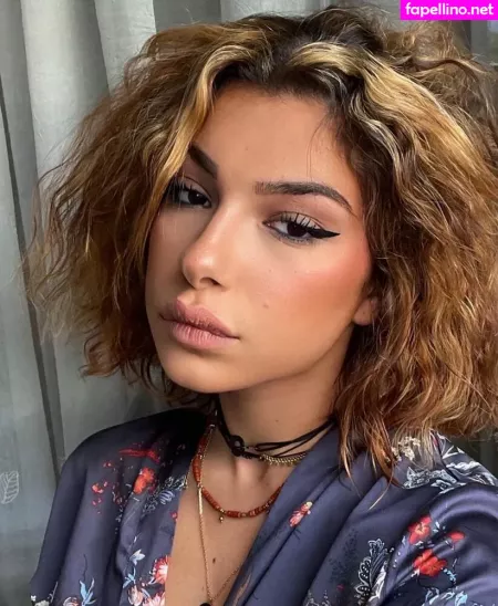 Emmy Tifrit OnlyFans Thumbnail #3Q23LSLThC