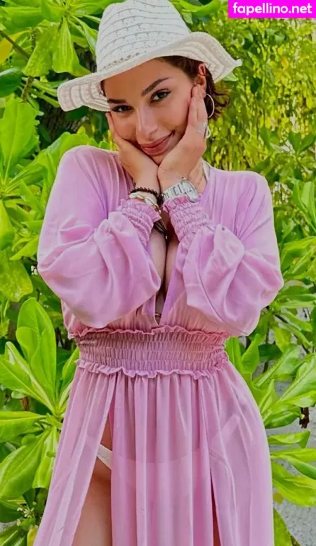 Emmy Tifrit OnlyFans Thumbnail #ycvauJ8Eae