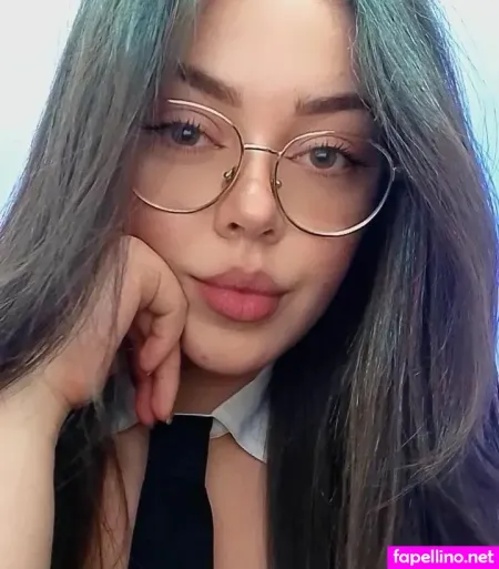Emmy Walker1 OnlyFans Thumbnail #MbrB9HcEH6