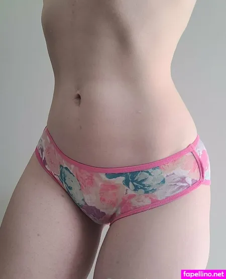 Emmya OnlyFans Thumbnail #kxnGpi9ygZ