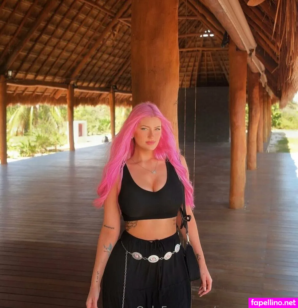 emmybre_, emmybre_free Nude Leaked OnlyFans Photo #NfGw789553