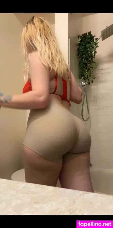 Emmycakee OnlyFans Thumbnail #fbg77JVYoB