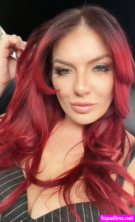 Emmyd4free OnlyFans Thumbnail #d1c1rF1BQQ