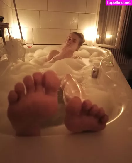 Emmyfeetandsocks OnlyFans Thumbnail #a10NT5dFie