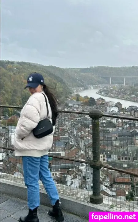 Emmyhere OnlyFans Thumbnail #mgrmBP2Zd2