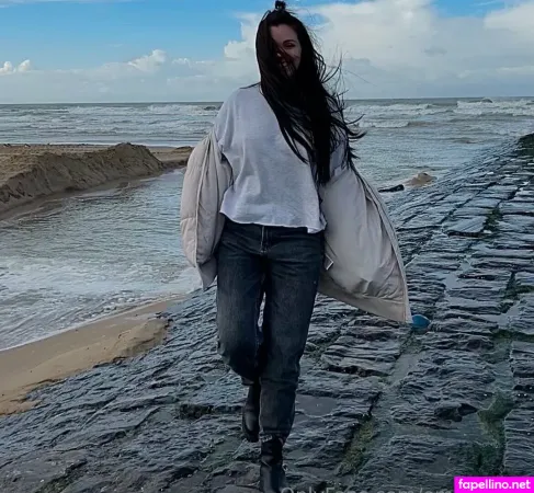 Emmyhere OnlyFans Thumbnail #vwb5qOfgRL