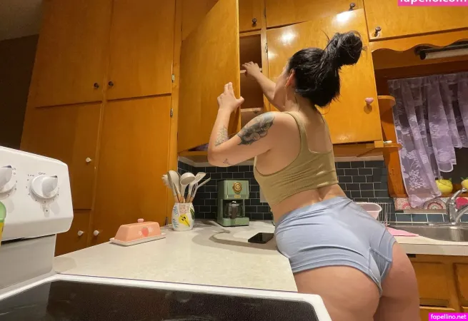 Emmyjoee OnlyFans Thumbnail #bP4nVauuH7