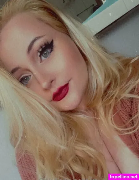Emmyliz 121 OnlyFans Thumbnail #J4a04JCYim
