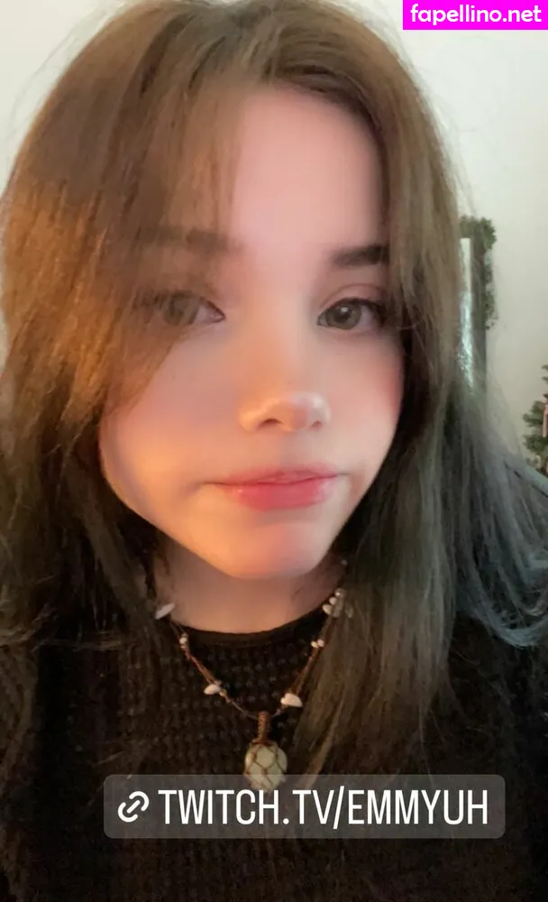 emmybeehz, emmyuh, emmyurr Nude Leaked OnlyFans Photo #3s3Cdlkun2