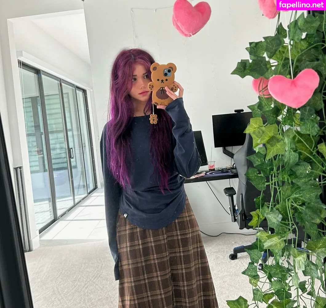 emmybeehz, emmyuh, emmyurr Nude Leaked OnlyFans Photo #MXnaKhV114