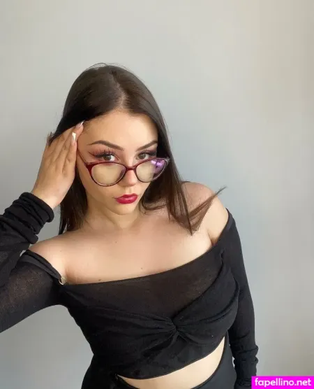 Emmyxi OnlyFans Thumbnail #Ry0rjdhKkA