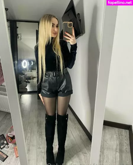 Emmyystar OnlyFans Thumbnail #Rwi0Zijdto