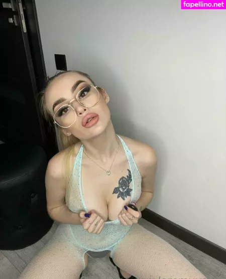 Emmyystar OnlyFans Thumbnail #mLtYA1iDrG