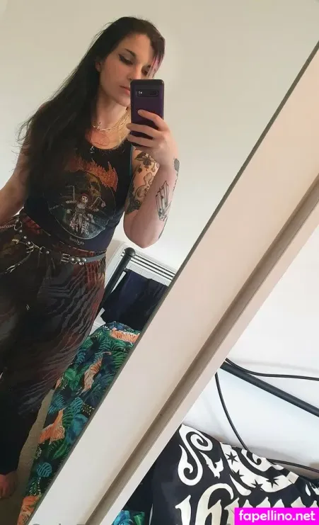 Emoforeverr1 OnlyFans Thumbnail #MEDKeGOfJ5