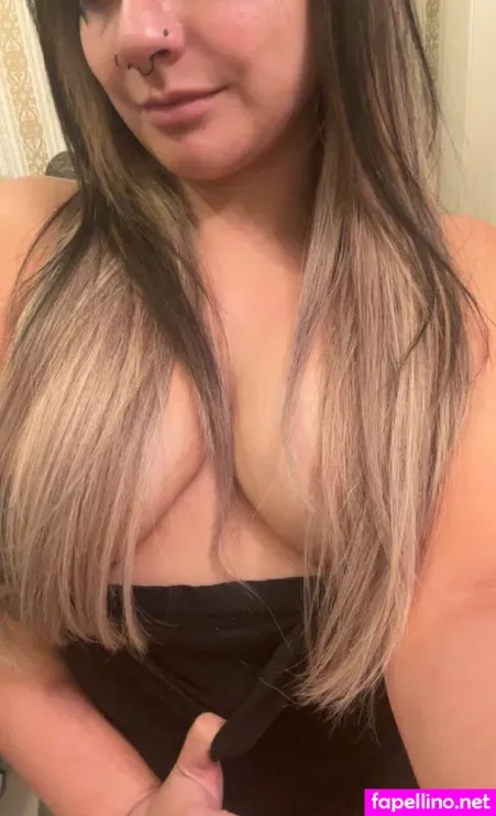 Emogirl219 OnlyFans Thumbnail #2WDKOyq289