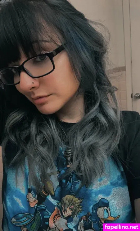 Emogirl219 OnlyFans Thumbnail #53A3FF7G92