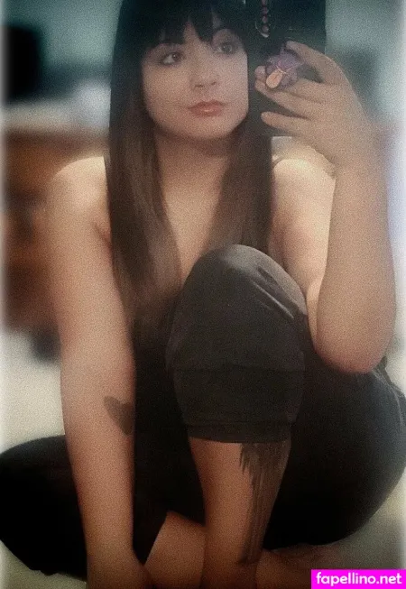 Emogirl219 OnlyFans Thumbnail #8CHvcqKqPQ