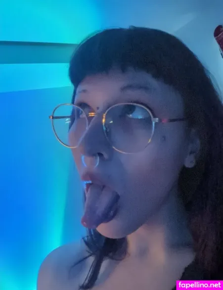 Emohoerobyna OnlyFans Thumbnail #zXishHKXDR